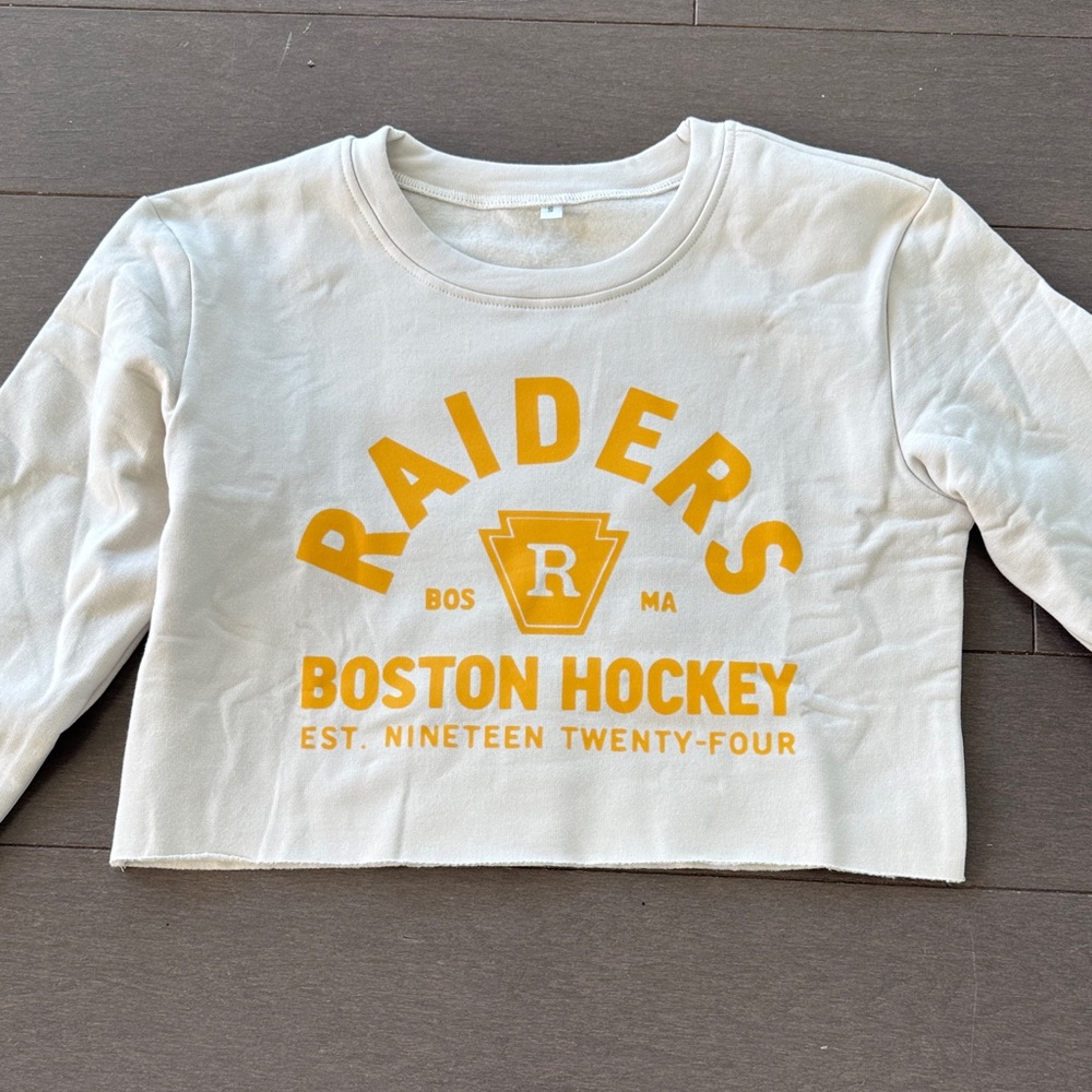 Heated Rivalry Rozanov Cropped Pullover